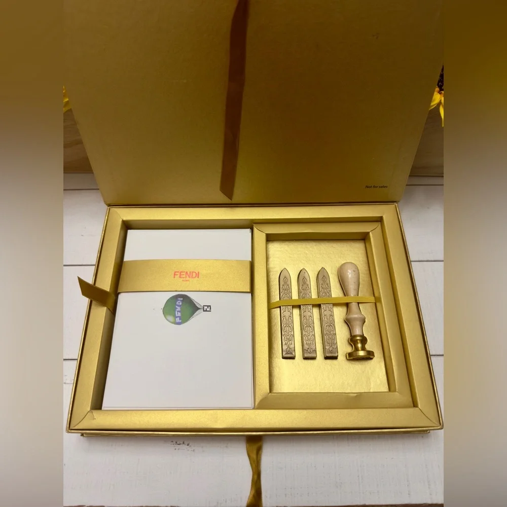 Fendi Holidays Cards & Wax Stamp Gift Set